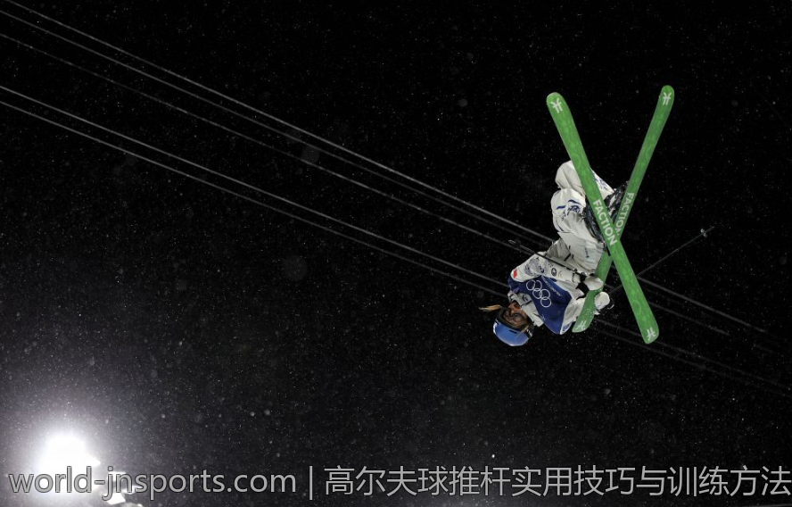 高尔夫球推杆实用技巧与训练方法